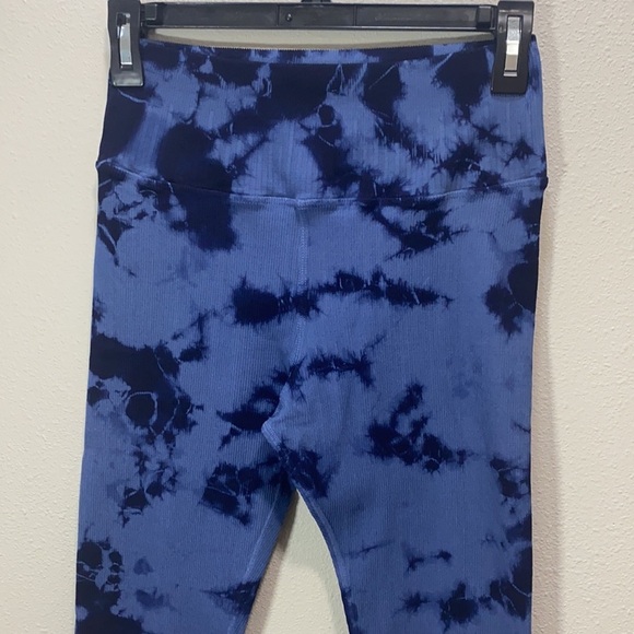 Avocado Haze Renee 7/8 Rib Leggings - Picture 4 of 10